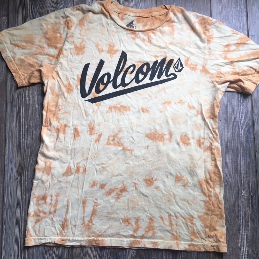 Volcom tshirt